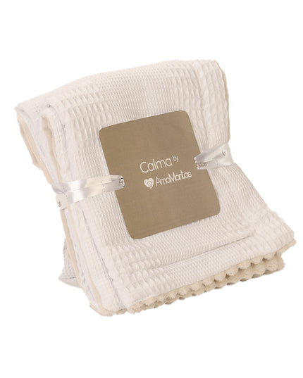 Manta Corderito Orgánica Waffle Blanca Colección Calma